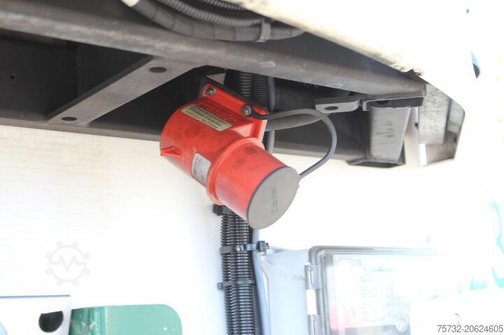 Semi-remorque frigorifique Chereau CV 1950Mt. 2,6h Strom Bi-Multi-Temp. LBW FRC 28