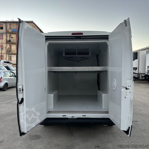 سيارة نقل Citroen Jumper Frigo