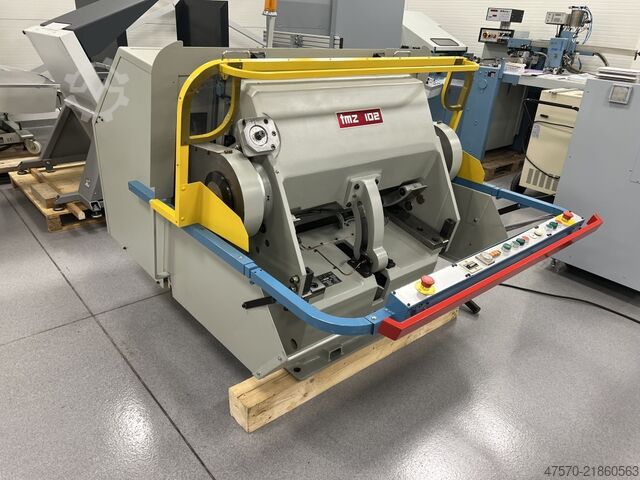 डाई कटिंग मशीन TMZ F-102 76x106cm die cutting machine