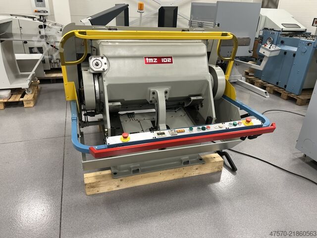 डाई कटिंग मशीन TMZ F-102 76x106cm die cutting machine