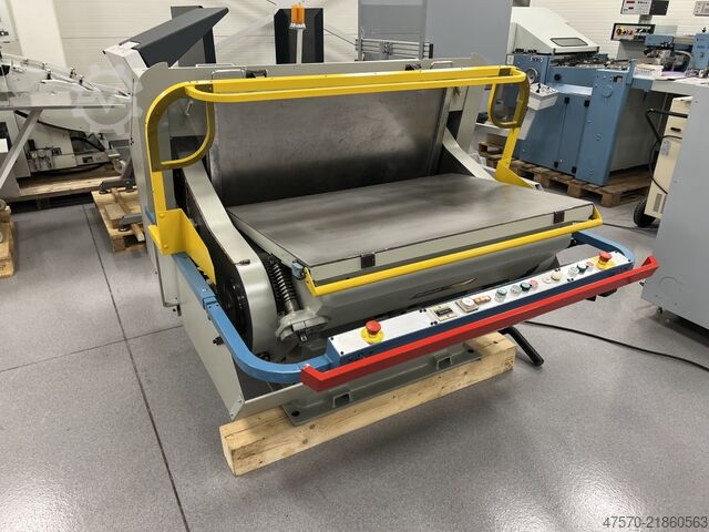 डाई कटिंग मशीन TMZ F-102 76x106cm die cutting machine