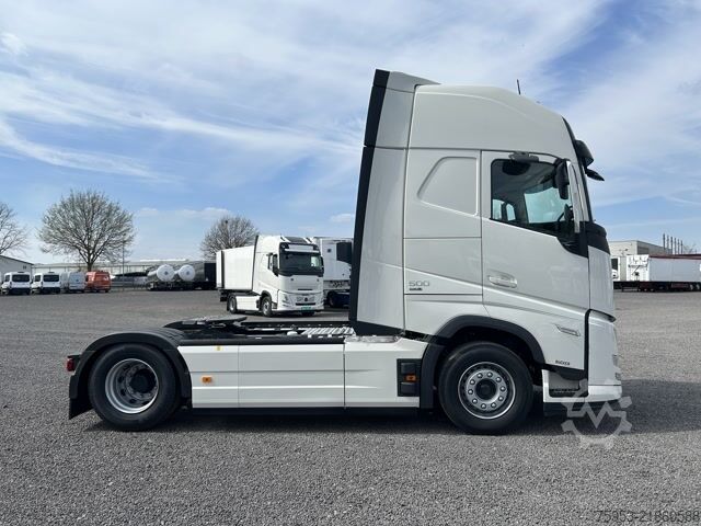 Standardni traktor jedinica Volvo FH 500 Aero Euro 6 Globe XL Leder Mikrowelle