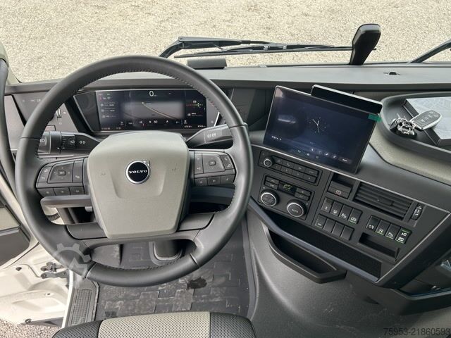 Standardni traktor jedinica Volvo FH 500 Aero Euro 6 Globe XL Leder Mikrowelle