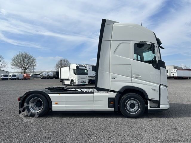Standardni traktor jedinica Volvo FH 500 Aero Euro 6 Globe XL Leder Mikrowelle