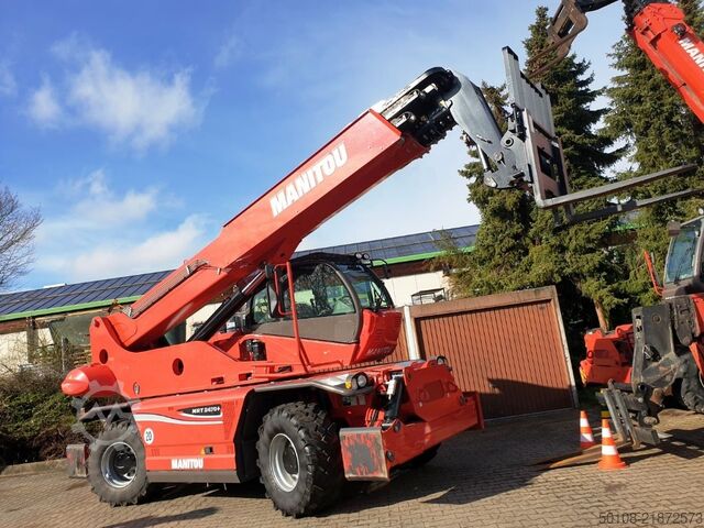 Rotacijski teleskopski viljuškar Manitou MRT 2470+ Privilege AC Klima