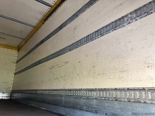 Remolque con caja móvil  Wechselbrücke Koffer