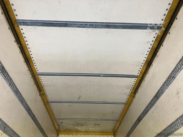 Remolque con caja móvil  Wechselbrücke Koffer