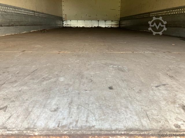Remolque con caja móvil  Wechselbrücke Koffer