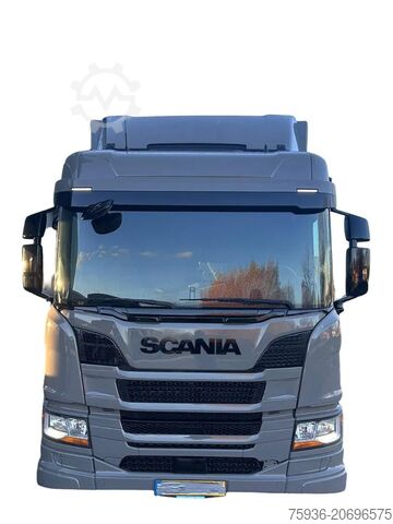 Transport af heste Scania P250 Horse Truck