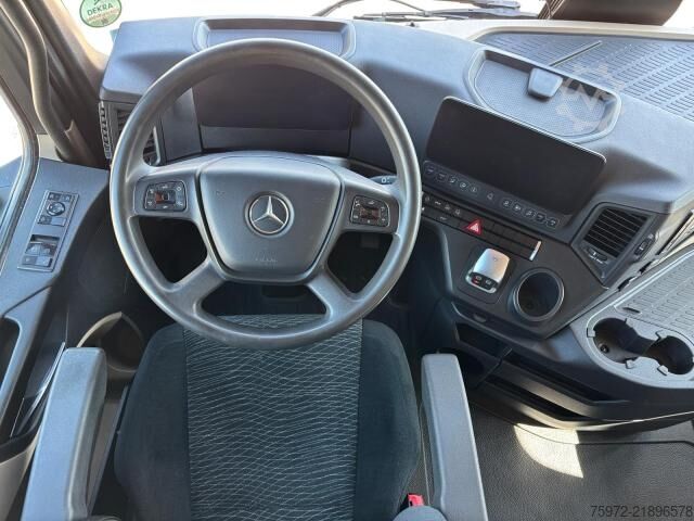 Plattewagen met zeil  Actros 2543LL HUBDACH Curtainsider