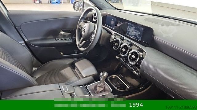 Ван MERCEDES-BENZ A 200 A -Klasse  Navigation Kamera