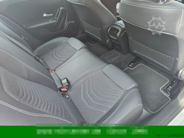 Ван MERCEDES-BENZ A 200 A -Klasse  Navigation Kamera