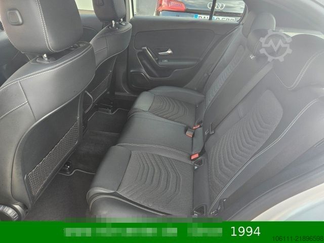 Ван MERCEDES-BENZ A 200 A -Klasse  Navigation Kamera