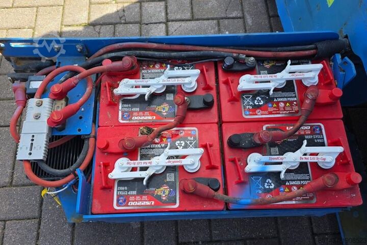 Škarjasto dvigalo Genie GS2632 Electric, 10m Working Height, 227kg Capacit