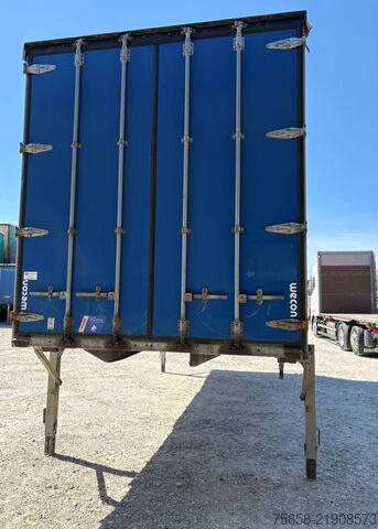 Výmenná nadstavba s plošinou a plachtou Wecon 7,82m Verzinkt Bordwand unter Plane