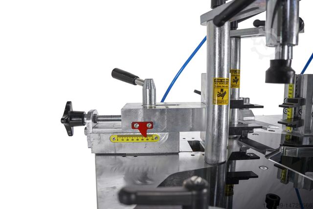Pres mašina za pneumatski aluminijumski kutak PLASTMAK PVC ALÜMİNYUM İŞLEME MAKİNALARI SÇ 901 S