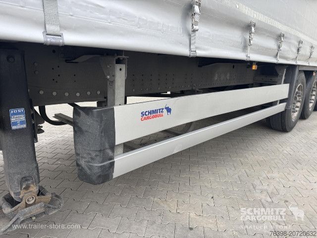 กึ่งพ่วงเปิดพร้อมผ้าใบคลุม Schmitz Cargobull Curtainsider Standard