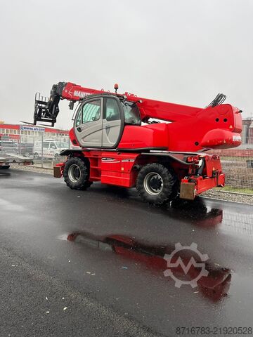 Teleskopska delovna platforma MANITOU MRT2550