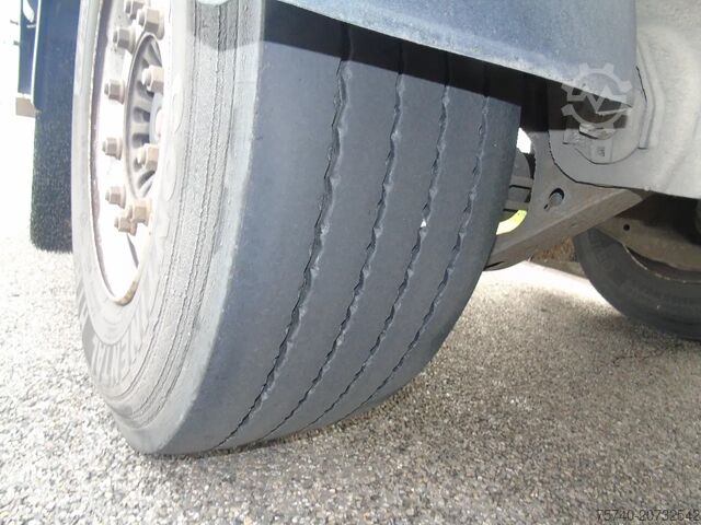 čemodāns Van Hool 2x saf + lift