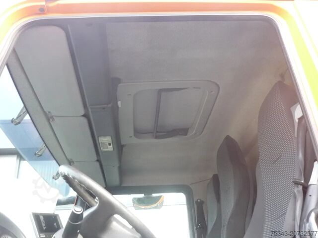 Šiukšlių surinkimo transporto priemonė MAN TGM 26.340 6x2-4 Zoeller Medium XL