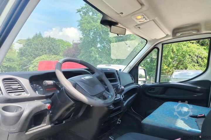 Trojstranný sklápač dodávka Iveco 35S 11 2.3 HPI RIBALTABILE TRILATERALE
