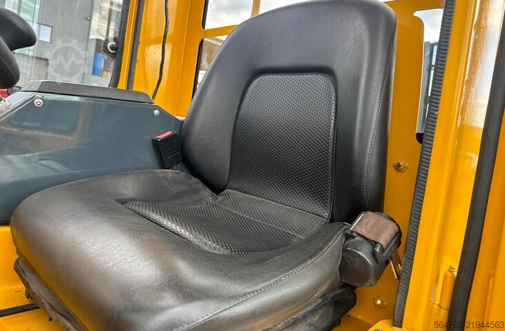 מלגזה ארבע-כיוונית Combilift C2500 / Compact / Wide positioner