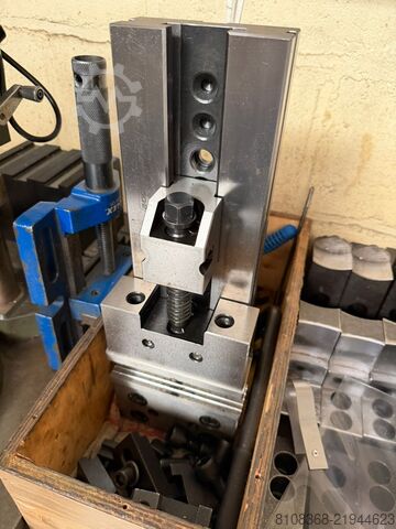 Vertikalus apdirbimo centras DAEWOO MYNX 500