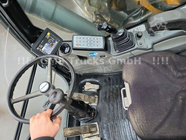 Excavadora móvil LIEBHERR A 918 / Liku Fix / German