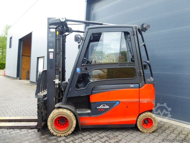 Empilhador eléctrico de 4 rodas Linde E35HL-01