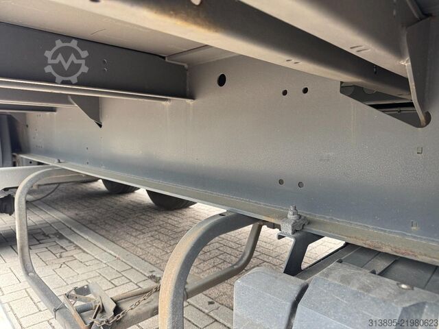 Teloni scorrevoli Krone SD, Lift-Axle