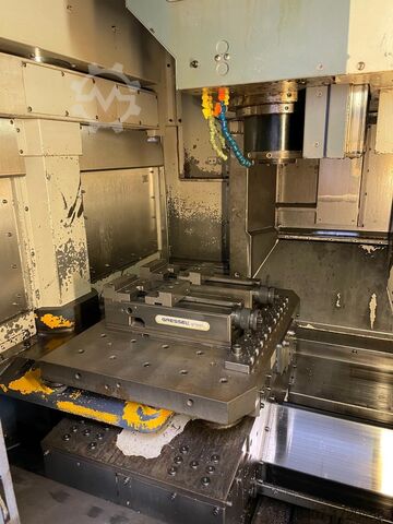 Centro de mecanizado de 4 ejes Mori Seiki GV 503