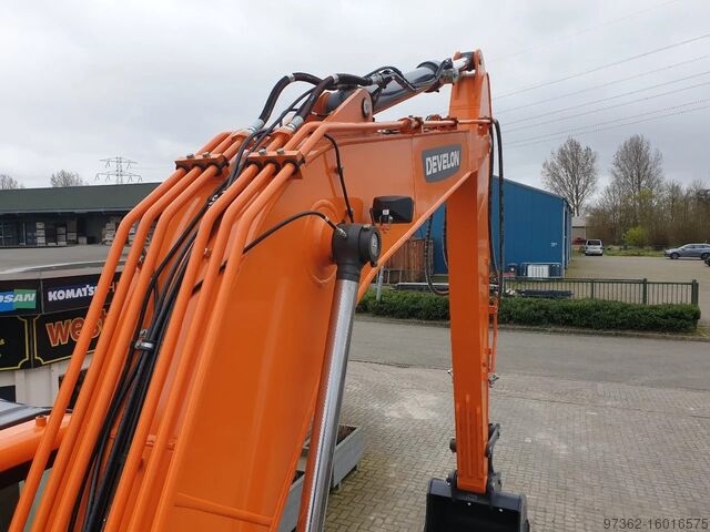 Raupenbagger Doosan DX140LC