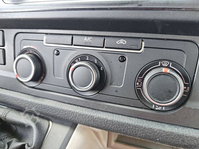 High-roof van VOLKSWAGEN TRANSPORTER 2.0 TDI 150 E L2
