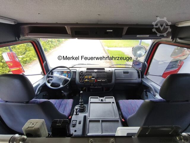 รถดับเพลิง Atego LF 8/6 Mercedes-Benz Atego 815