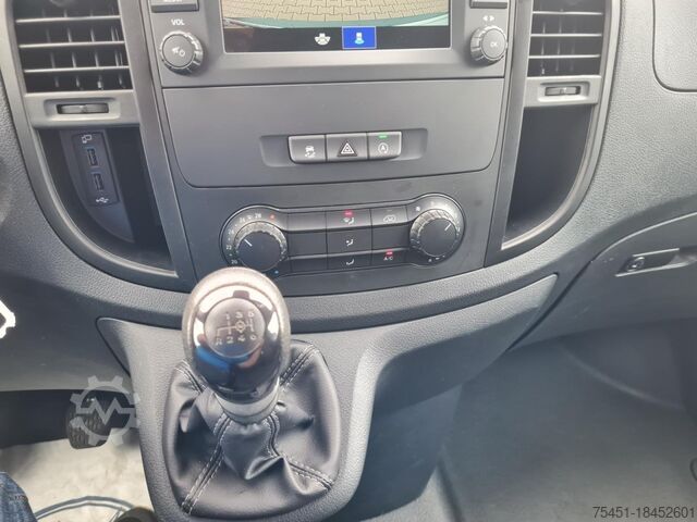 Jääkaappikorinen pakettiauto Mercedes-Benz Vito 116 Cdi Kühlkasten lang Stand/Fahrkühl HEIZUNG