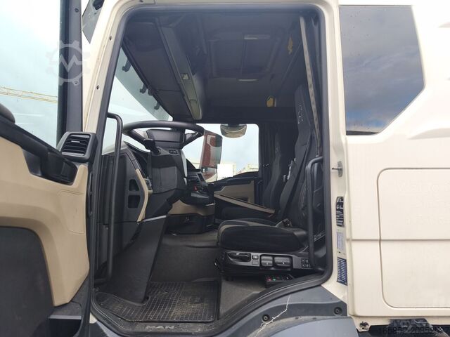Khung xe có cabin lái MAN TGL 12.250 Euro6 4x2 AHK