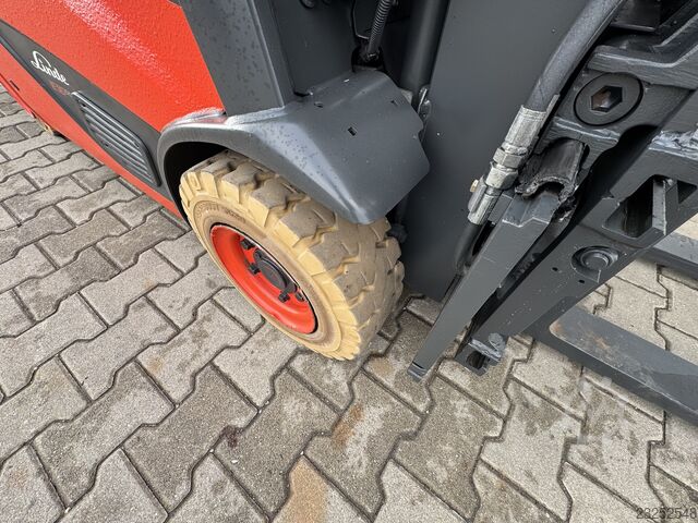 รถยกไฟฟ้า 4 ล้อ Linde E16P-02+ Ladegerät