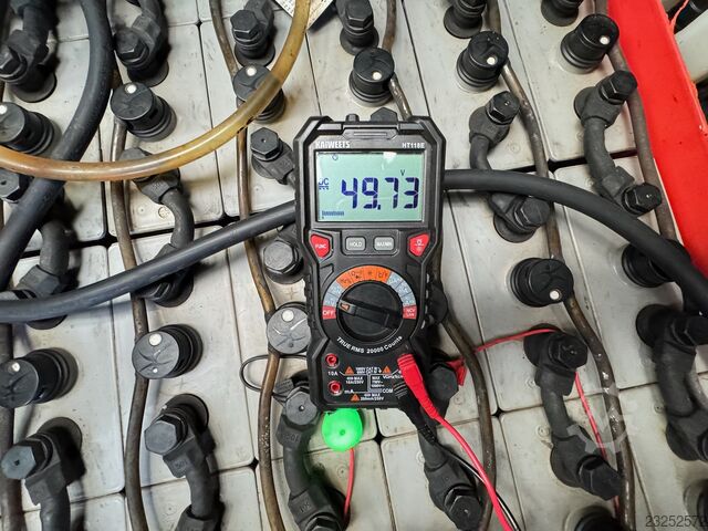 Wózek elektryczny trójkołowy Linde E18-02 + Ladegerät 3610 --EK