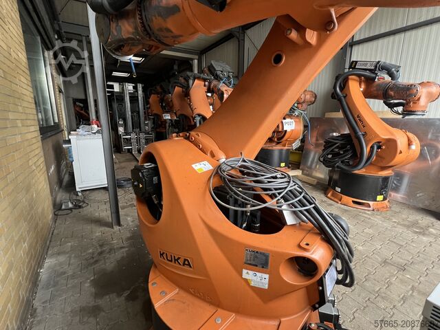 Industrieroboter KUKA KR360 R2830 KRC4