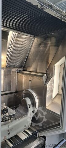 2 x κέντρα κατεργασίας 5 αξόνων με φορτωτικό ρομπότ HERMLE C 42 U