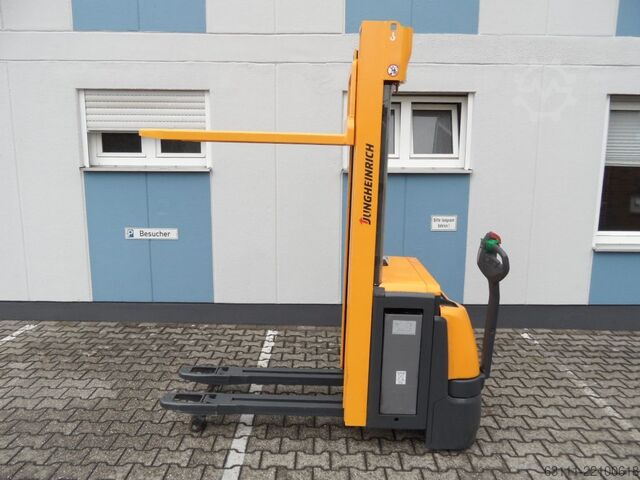 Manuel istifleyici Jungheinrich EJC 214z - Initialhub (Basishub) - 5,35 m Triplex