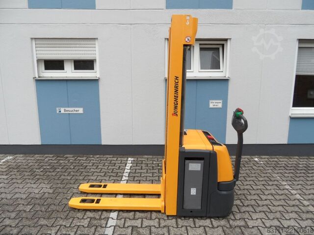 Manuel istifleyici Jungheinrich EJC 214z - Initialhub (Basishub) - 5,35 m Triplex