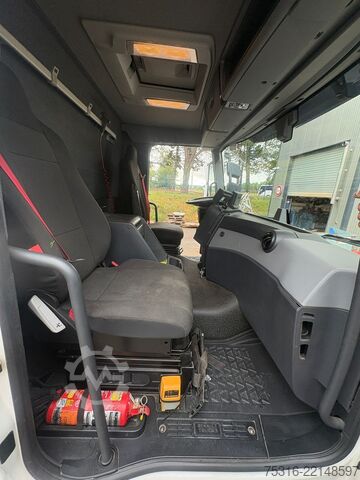 Camión de vacío y presión Renault C 460