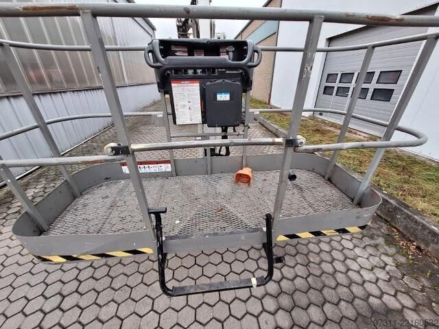 Artikulisan teleskopski bum lift Niftylift HR28 HYBRID 4X4