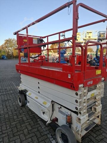 Elevador de tesoura JLG 2646ES