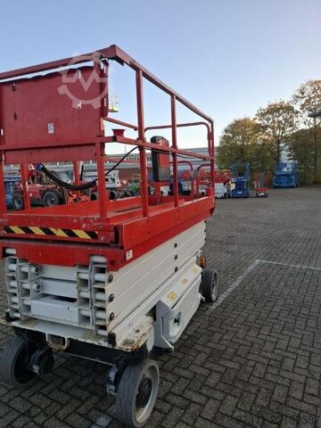 Elevador de tesoura JLG 2646ES