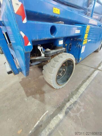 Elevador de tesoura Holland Lift HL-190 E12