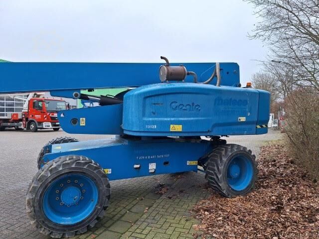 Platforma telescopică Genie S-85