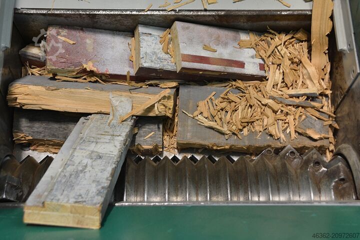 Enaxlig kvarn Schuko ZM 700