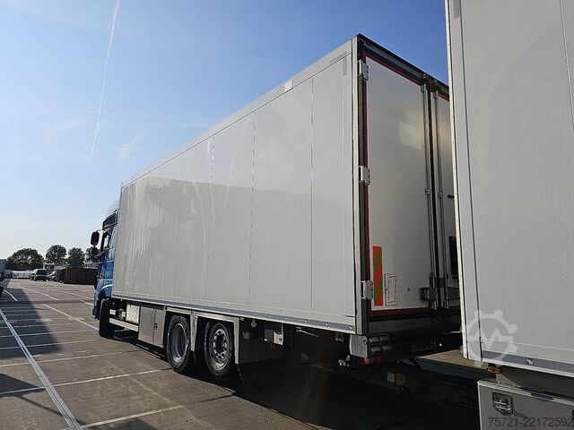  DAF XF 480 6X2 FAN SCHMITZ